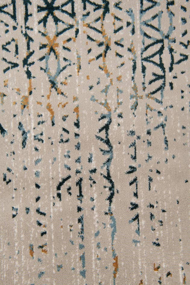 Detail image of 5' x 7' 5 Miranda Rug