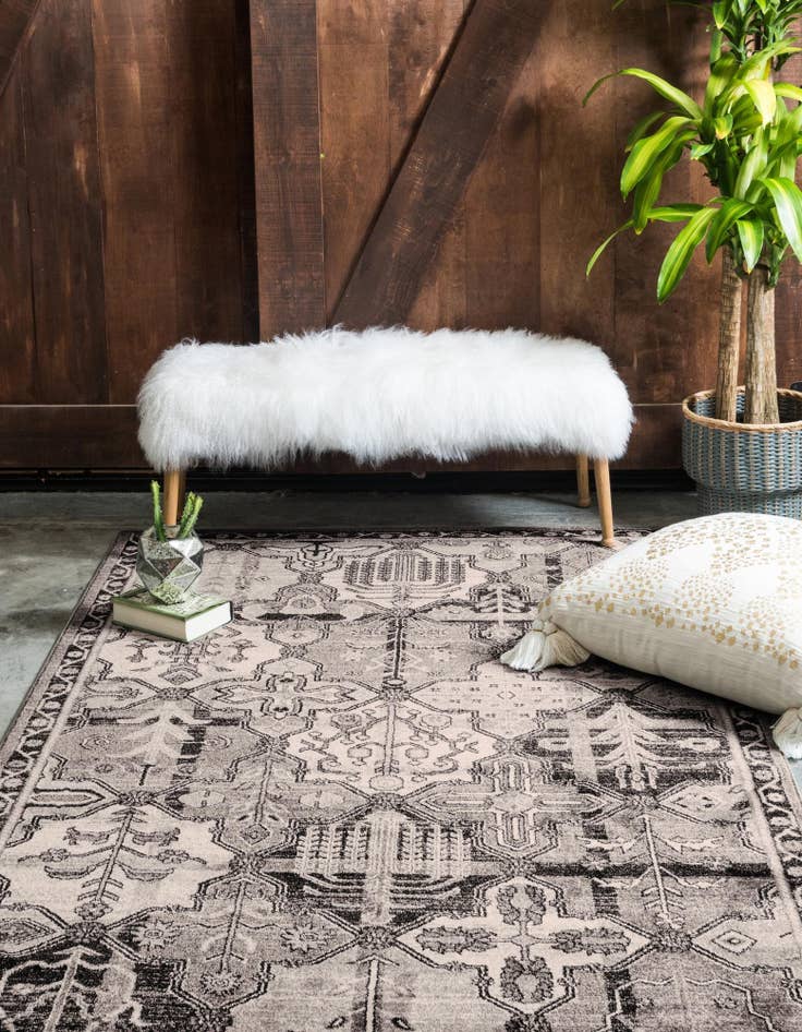 Detail image of 10' x 13' Miranda Rug