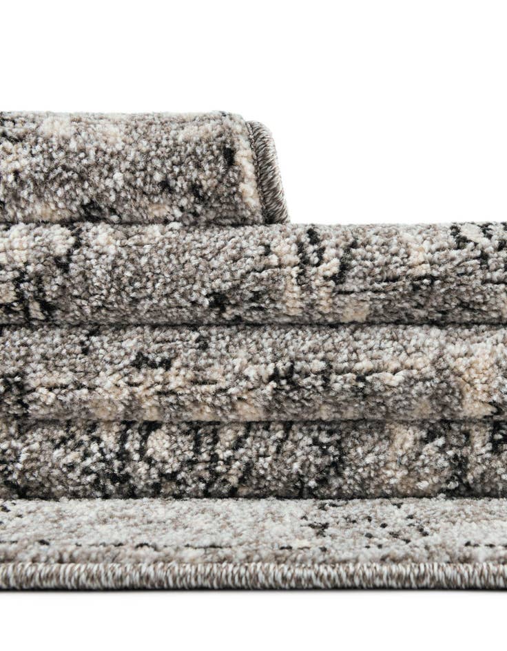 Detail image of 6' x 9' Miranda Rug