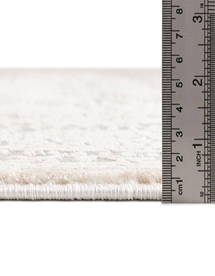 Detail image of 5' x 7' 7 Modern Classical Rug