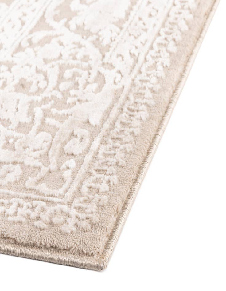 Detail image of 5' x 7' 7 Modern Classical Rug