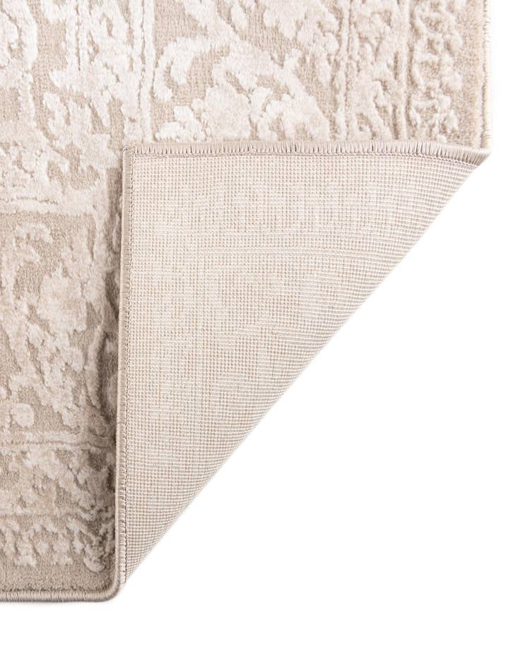 Detail image of 5' x 7' 7 Modern Classical Rug