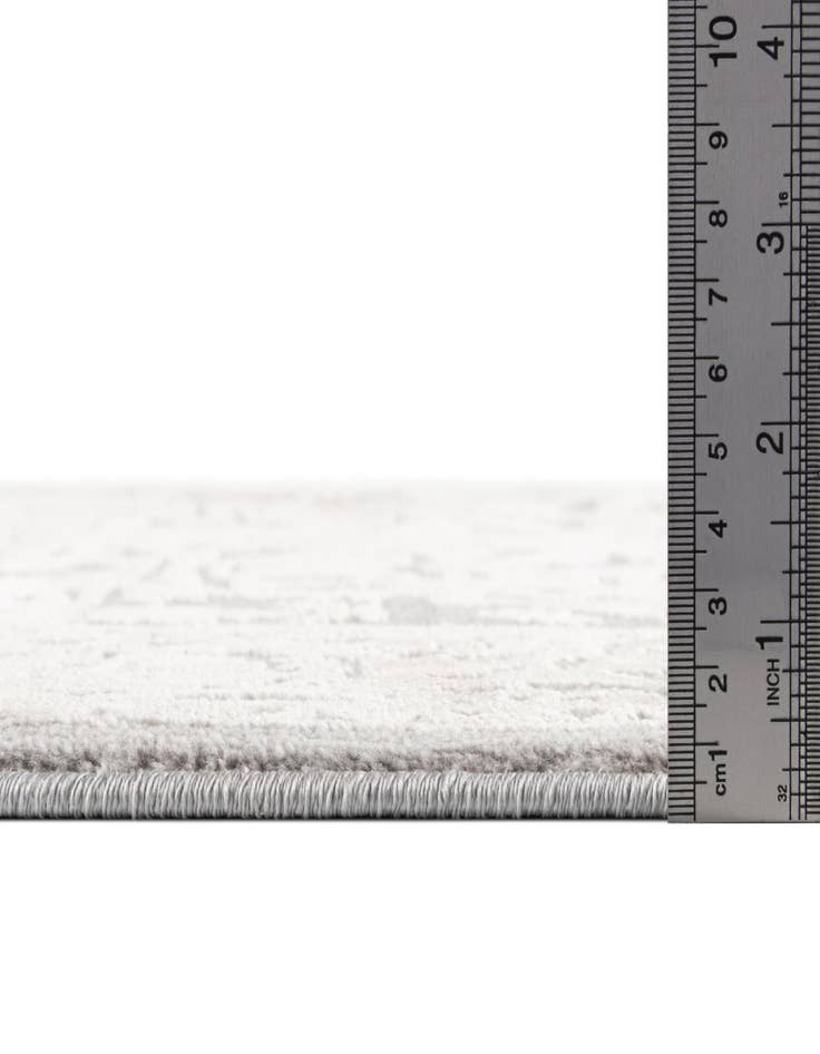 Detail image of 3' x 5' Modern Classical Rug