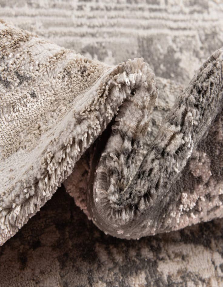 Detail image of 5' 3 x 7' 7 Modern Classical Rug