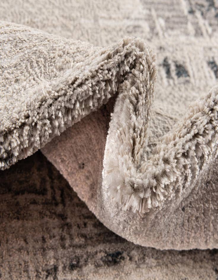 Detail image of 5' 3 x 7' 7 Modern Classical Rug