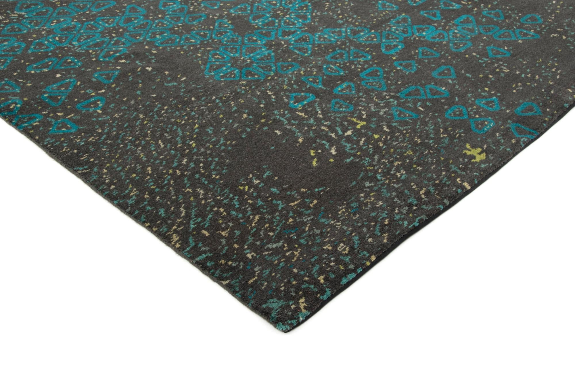 7' 6 x 9' 9 Modern Manshu Wool Rug