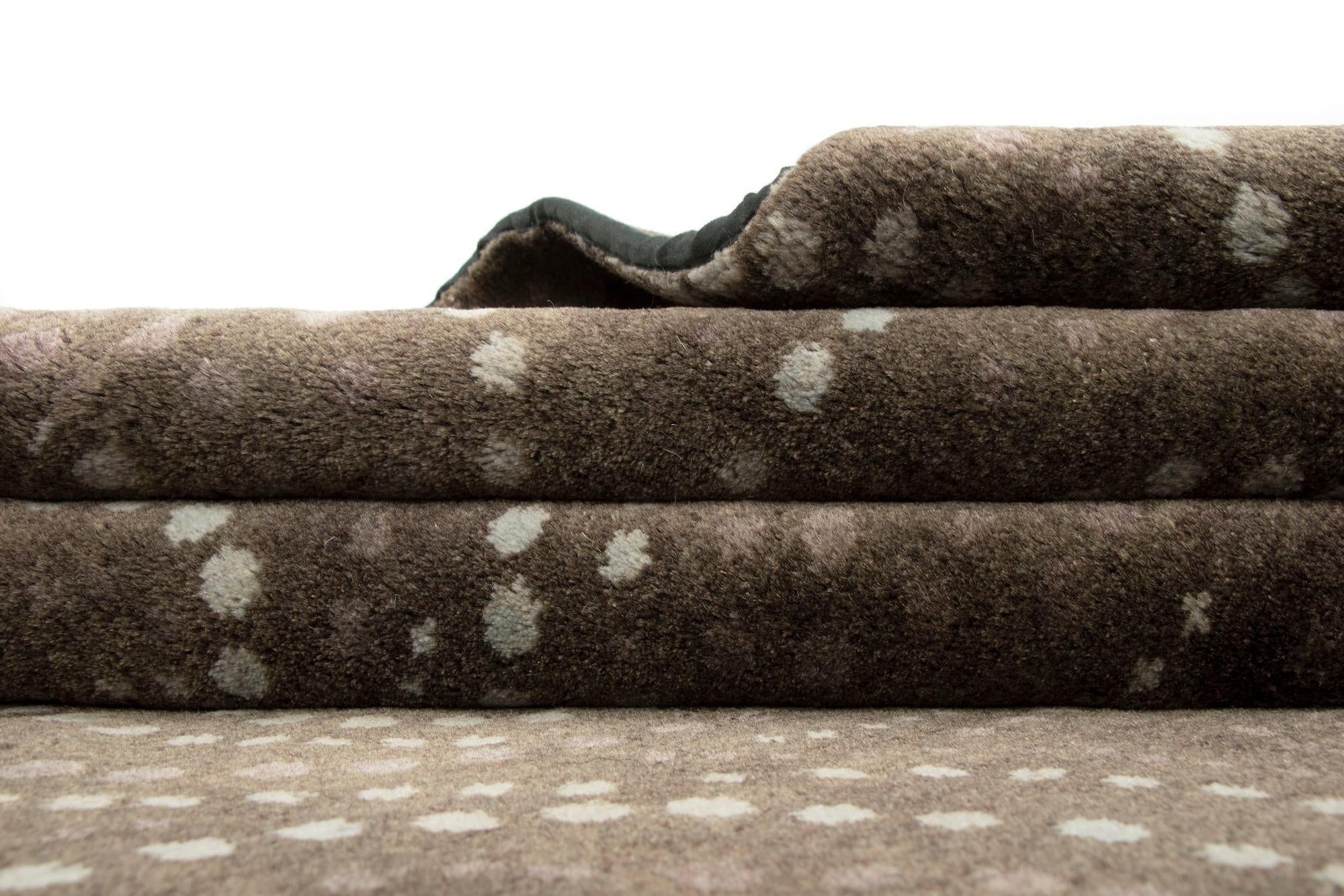 7' 9 x 9' 11 Modern Manshu Wool Rug