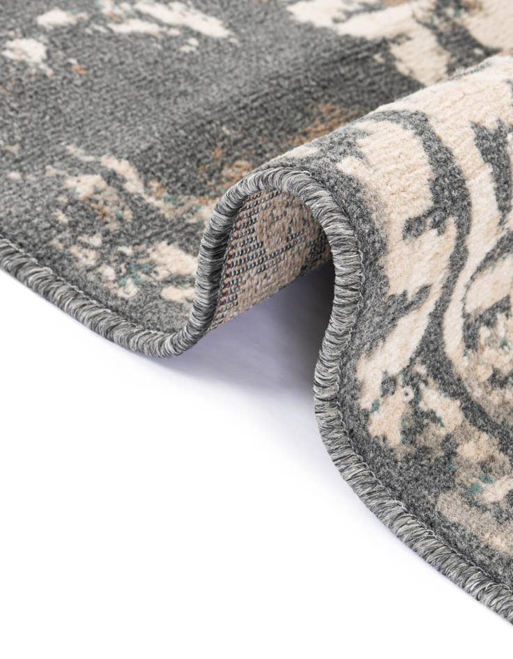 Detail image of 2' x 3' Mojave Rug