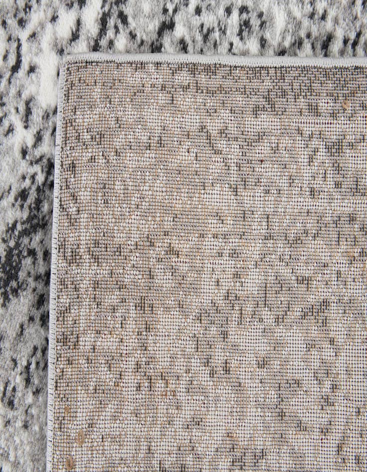 Detail image of 7' 10 x 10' 10 Monte Carlo Rug