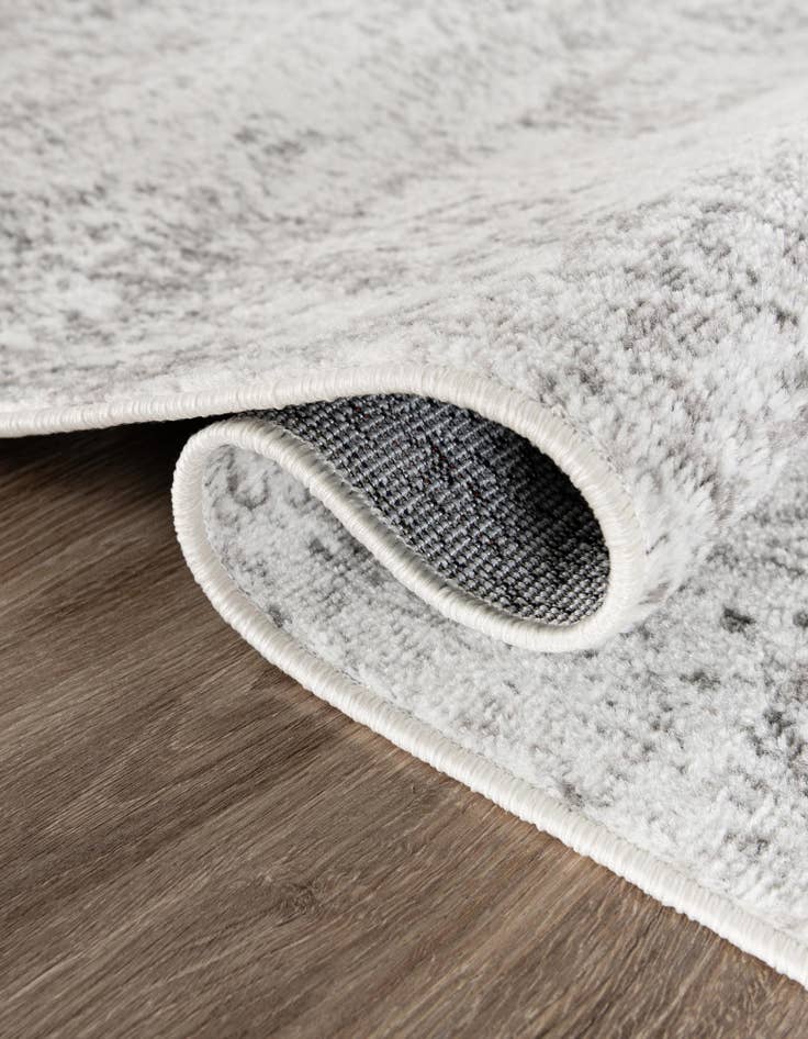 Detail image of 2' x 3' Monte Carlo Rug