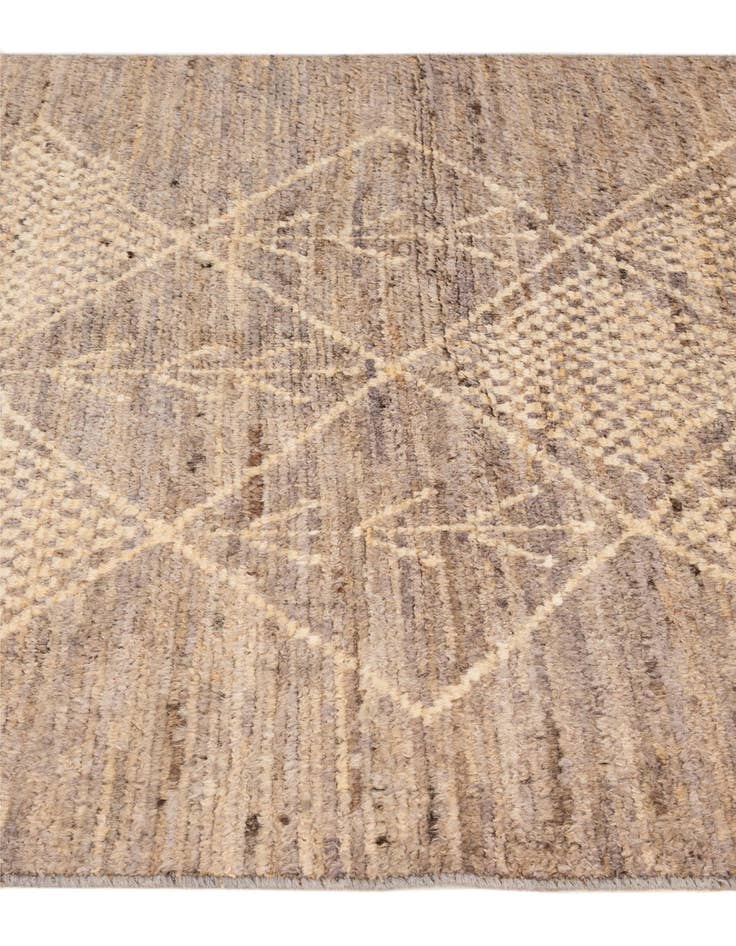Detail image of 4' 8 x 6' 2 Hand Knotted Moroccan Wool Rug