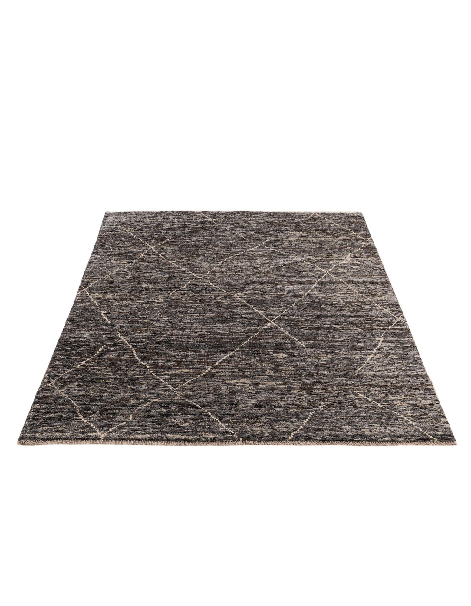 4' 7 x 6' 5 Hand Knotted Moroccan Wool Rug