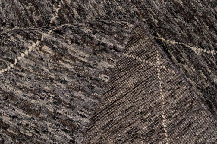 4' 7 x 6' 5 Hand Knotted Moroccan Wool Rug