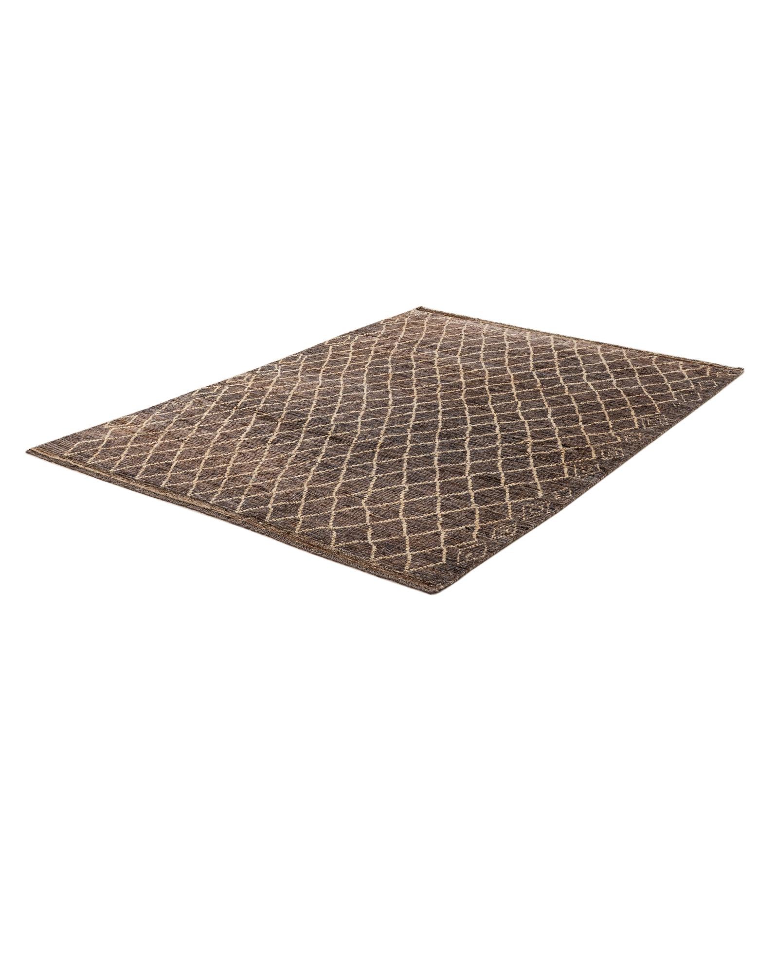 5' 9 x 8' 2 Hand Knotted Moroccan Wool Rug