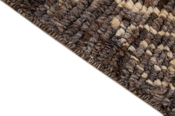 5' 9 x 8' 2 Hand Knotted Moroccan Wool Rug