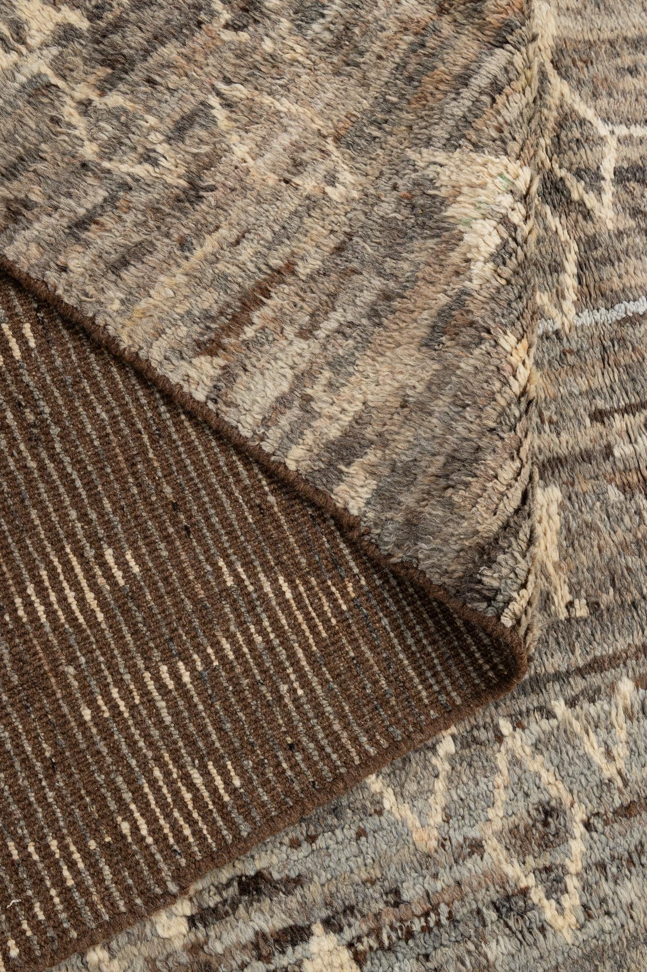 6' 8 x 9' 9 Hand Knotted Moroccan Wool Rug