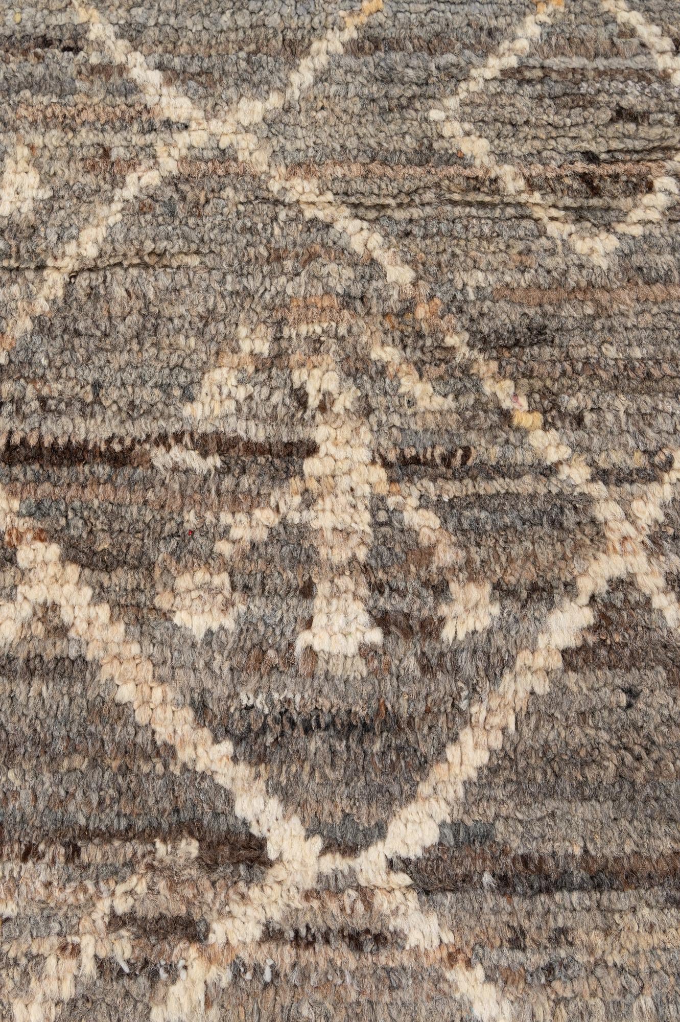 6' 10 x 9' 8 Hand Knotted Moroccan Wool Rug