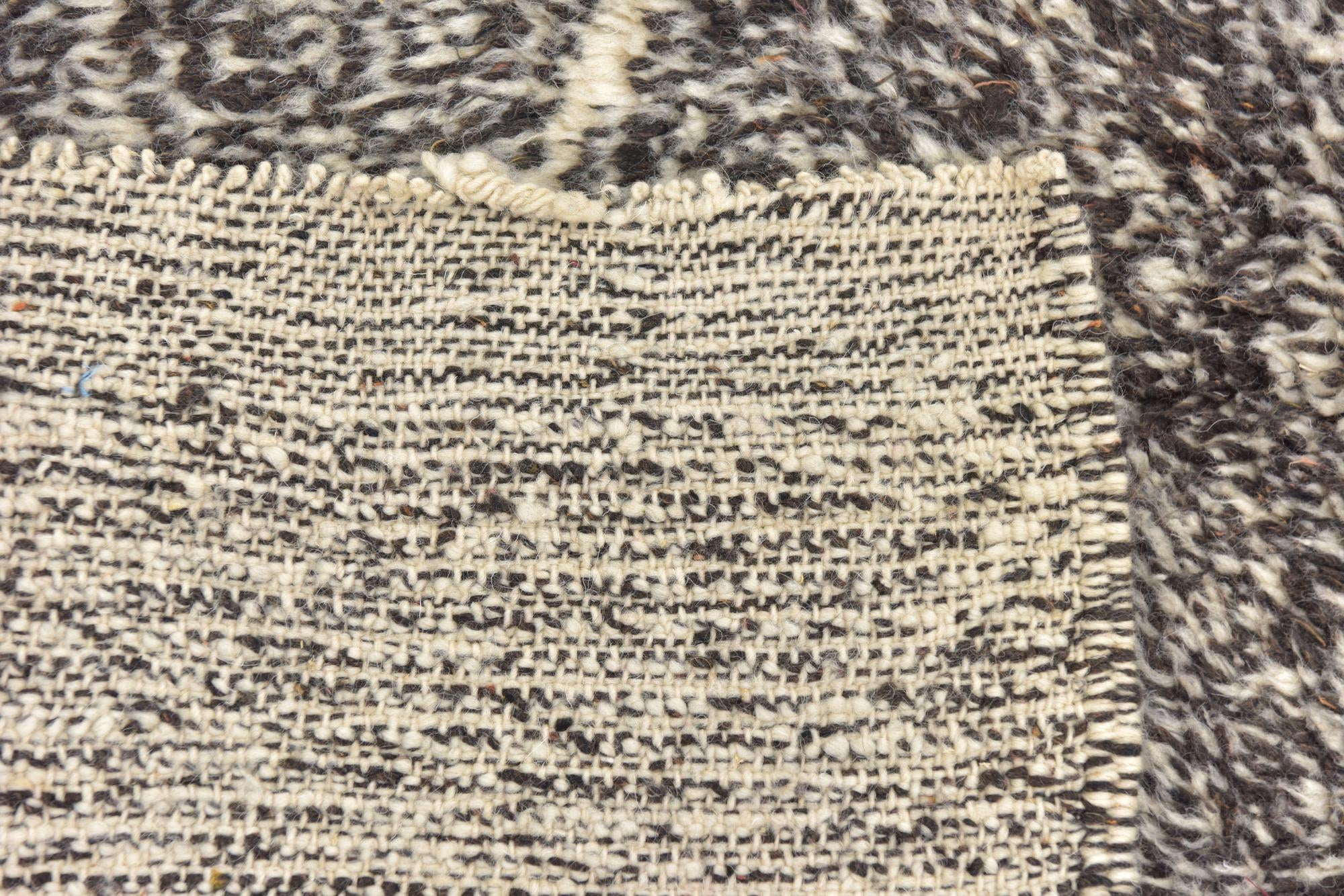 4' 10 x 7' 10 Hand Knotted Moroccan Wool Rug