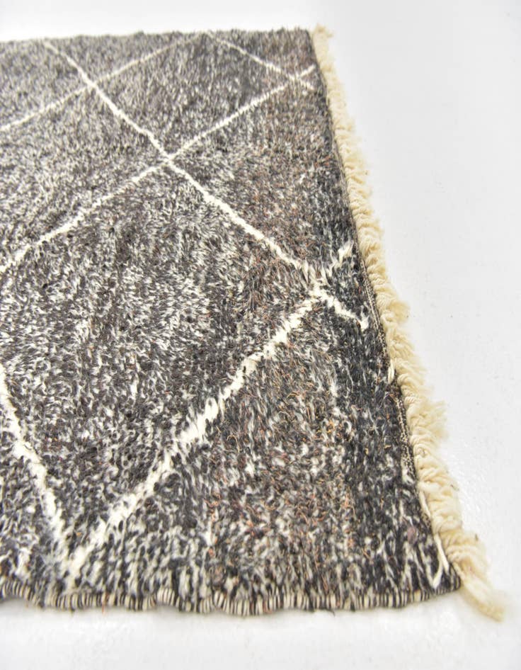 Detail image of 4' 10 x 7' 10 Hand Knotted Moroccan Wool Rug