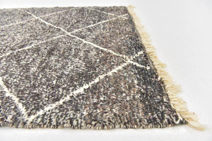 Detail image of 4' 10 x 7' 10 Hand Knotted Moroccan Wool Rug