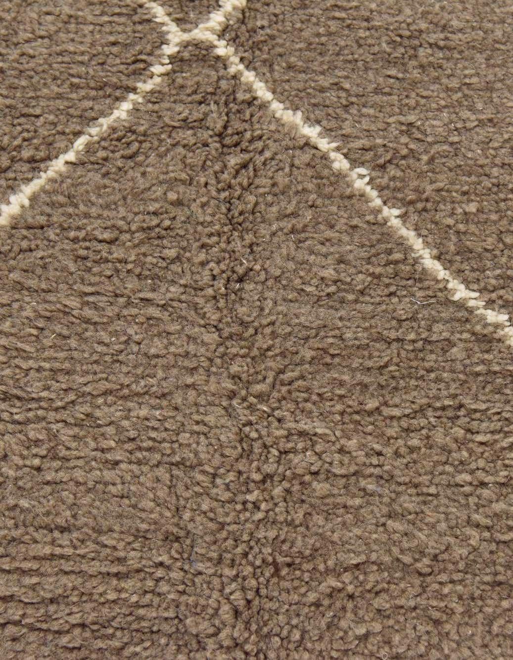 5' 3 x 8' 8 Hand Knotted Moroccan Wool Rug