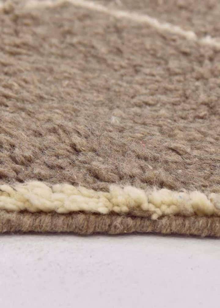 5' 3 x 8' 8 Hand Knotted Moroccan Wool Rug