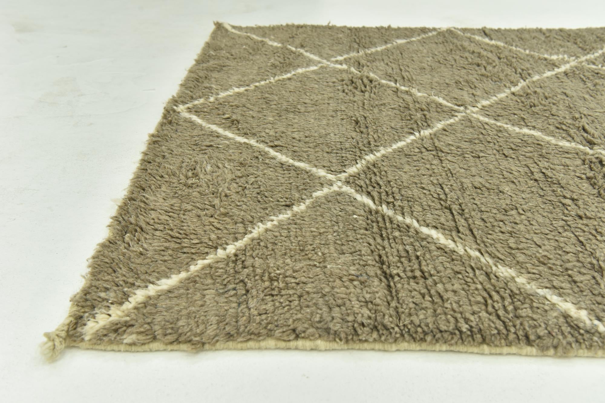 4' 9 x 7' 3 Hand Knotted Moroccan Wool Rug