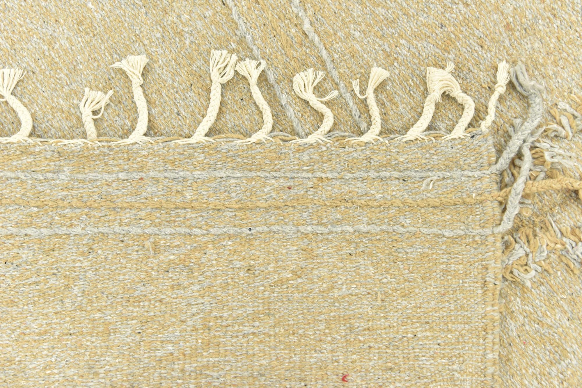 5' 1 x 8' 10 Hand Knotted Moroccan Wool Rug