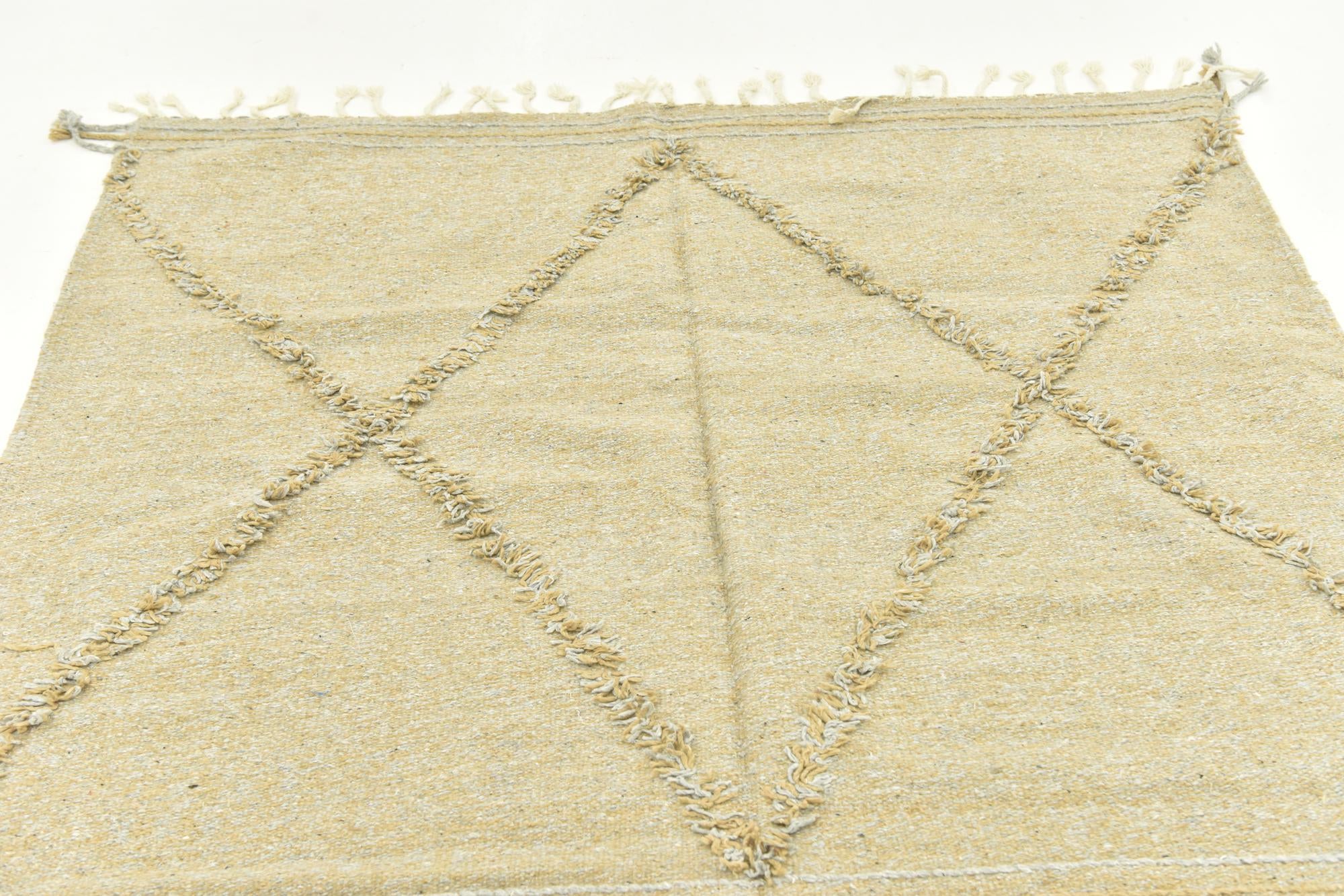 5' 1 x 8' 10 Hand Knotted Moroccan Wool Rug