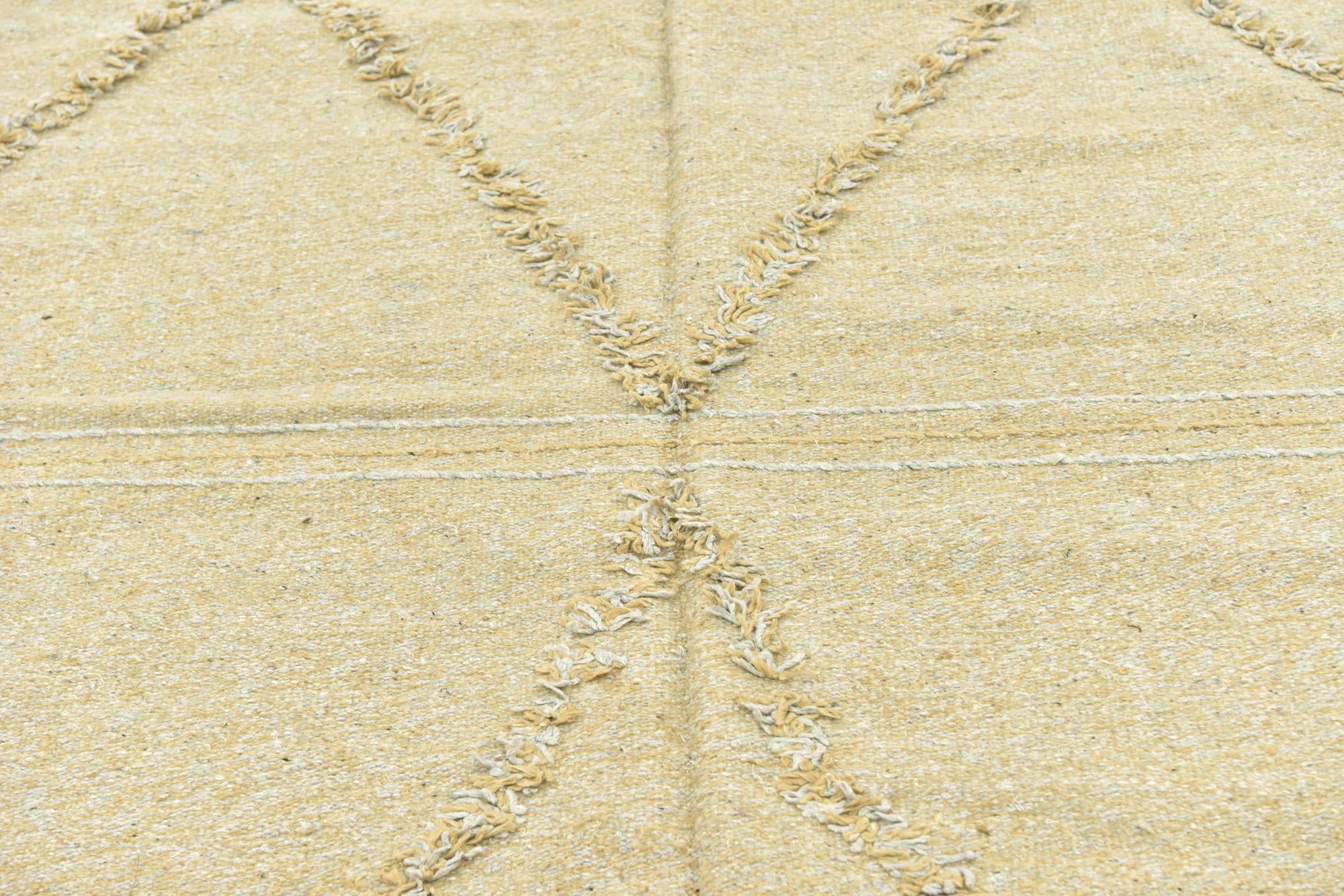 5' 1 x 8' 10 Hand Knotted Moroccan Wool Rug
