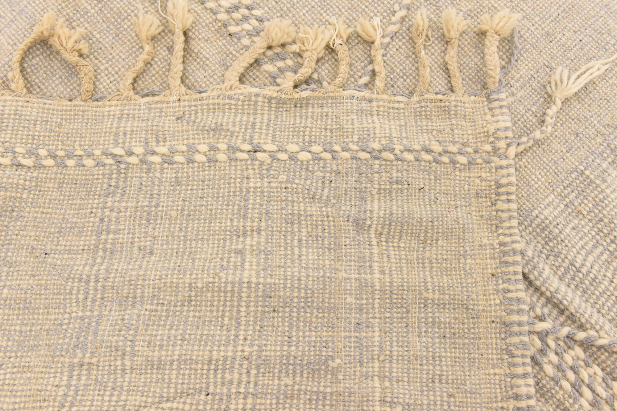 7' 5 x 10' 9 Hand Knotted Moroccan Wool Rug
