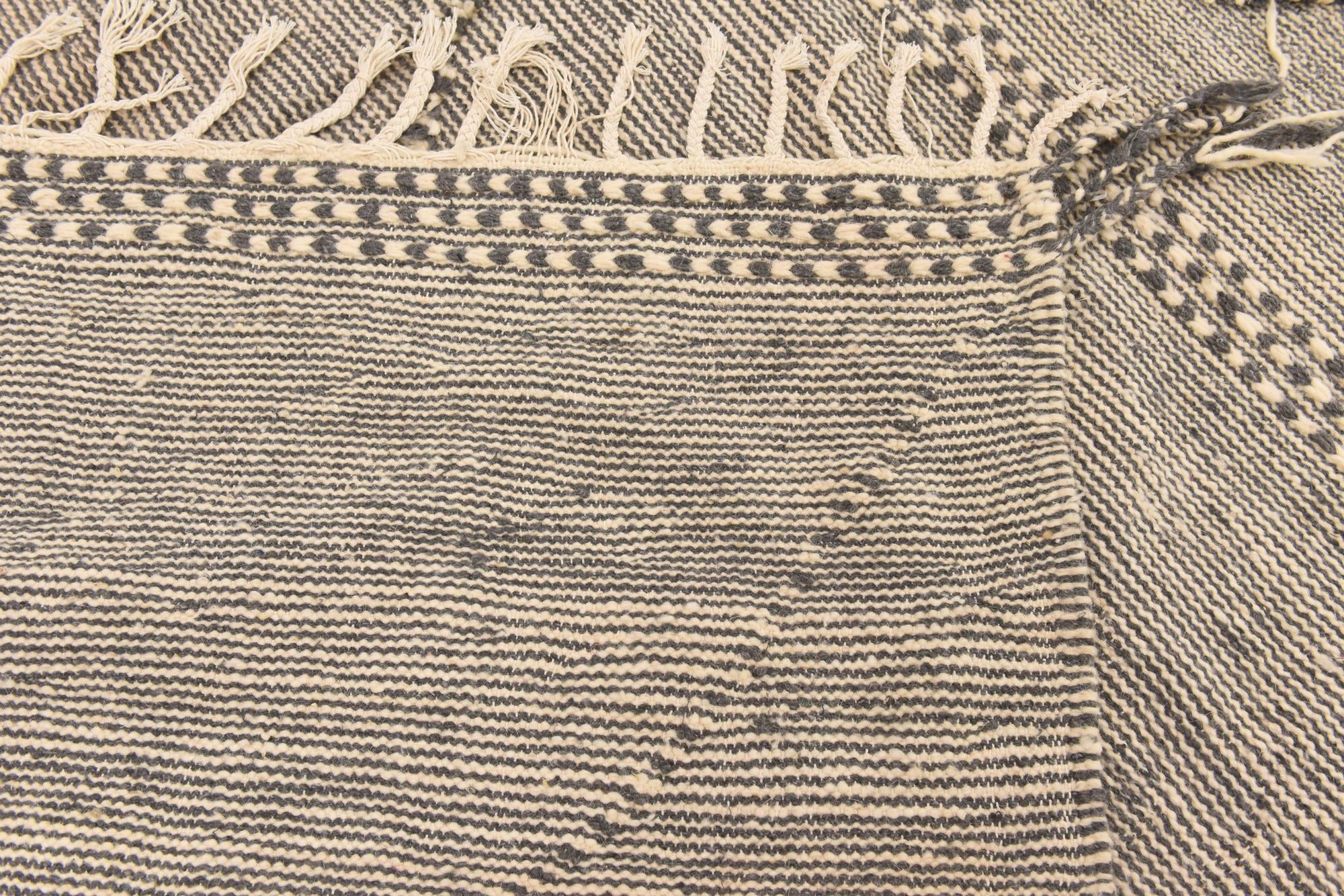 6' 8 x 9' 10 Hand Knotted Moroccan Wool Rug