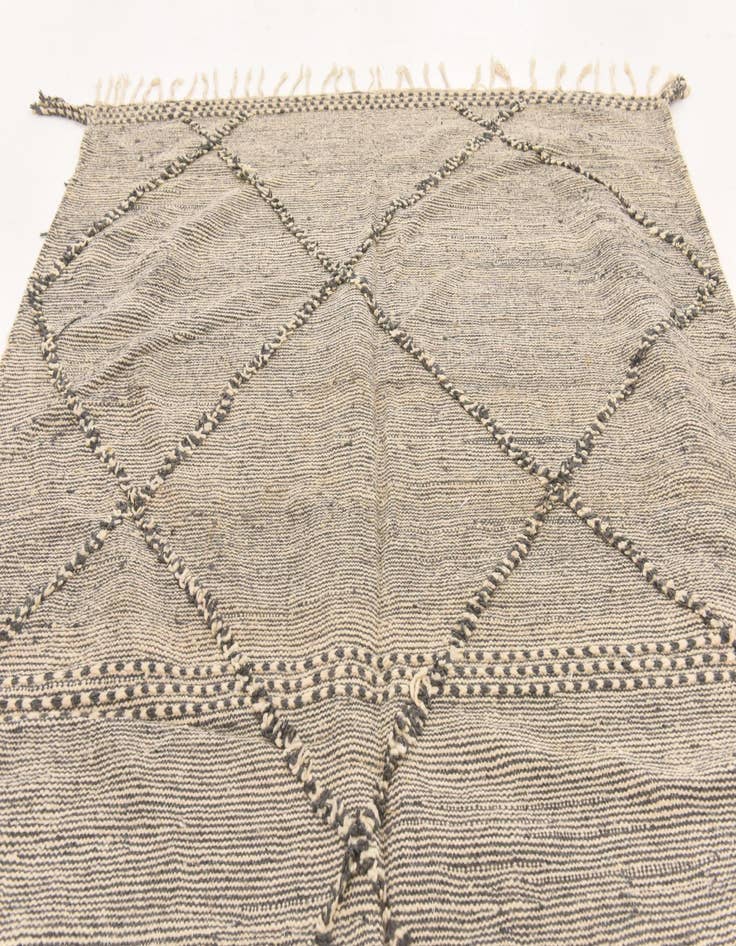 Detail image of 6' 8 x 9' 10  Hand Knotted Moroccan Wool Rug