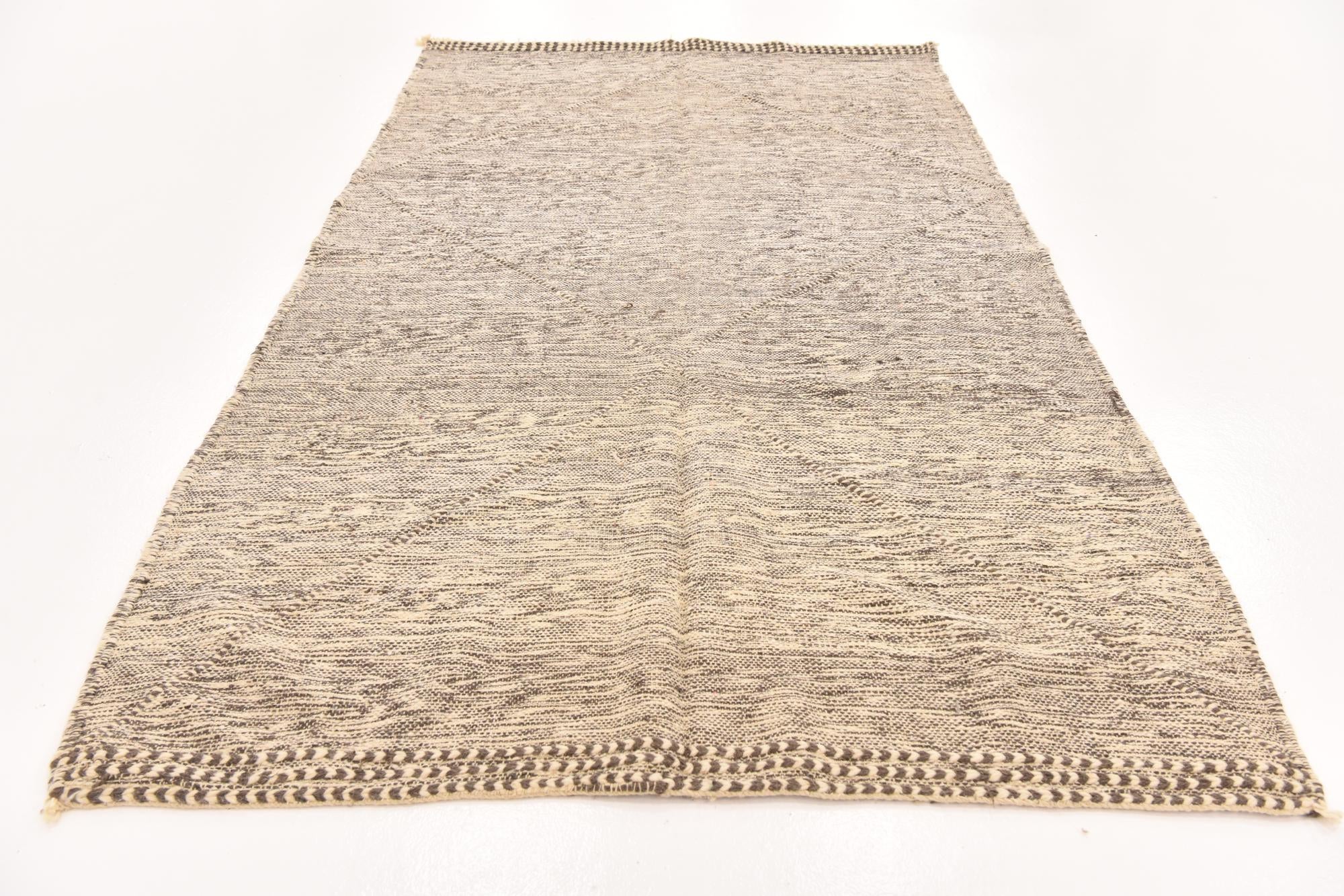 5' 4 x 9' 4 Hand Knotted Moroccan Wool Rug
