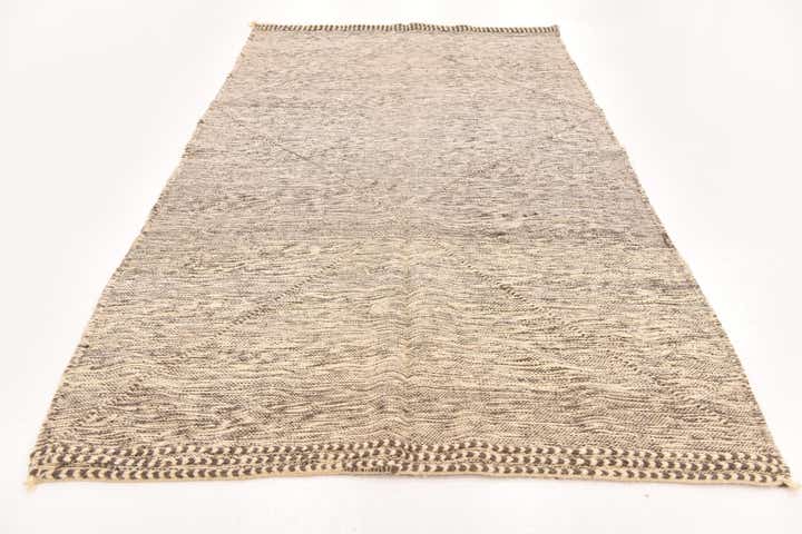 5' 4 x 9' 4 Hand Knotted Moroccan Wool Rug