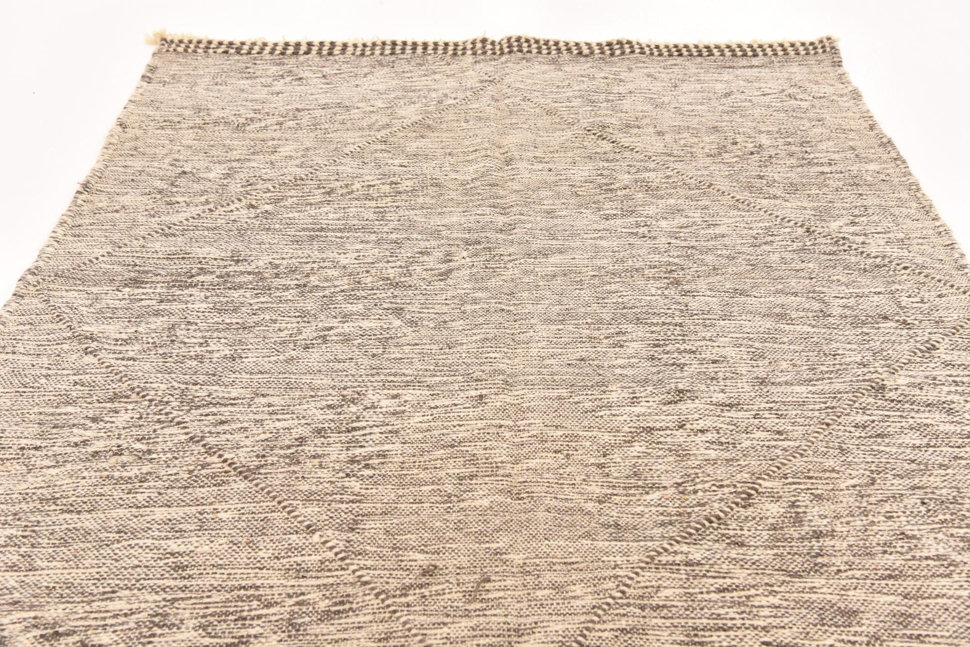 5' 4 x 9' 4 Hand Knotted Moroccan Wool Rug