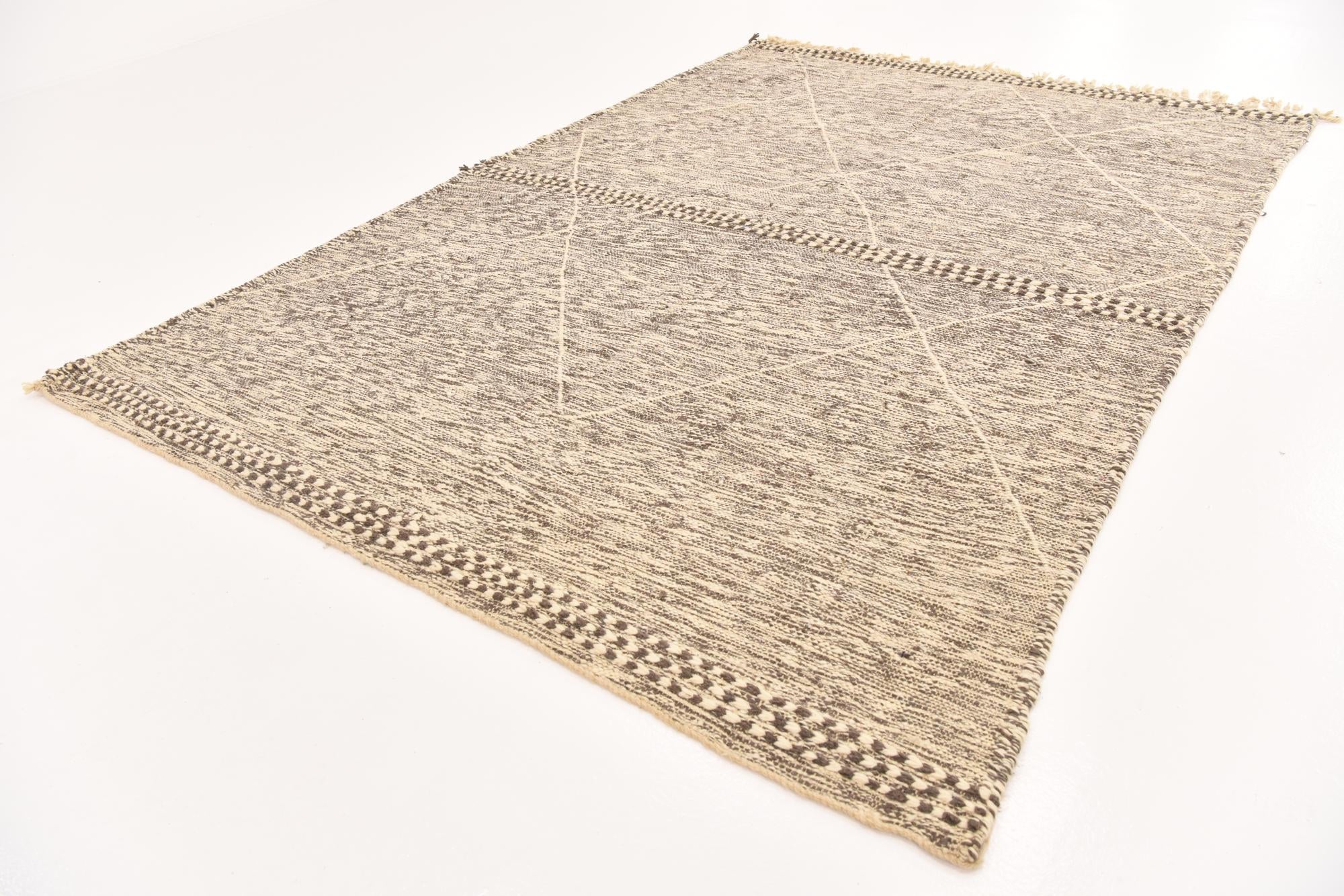6' 7 x 9' Hand Knotted Moroccan Wool Rug