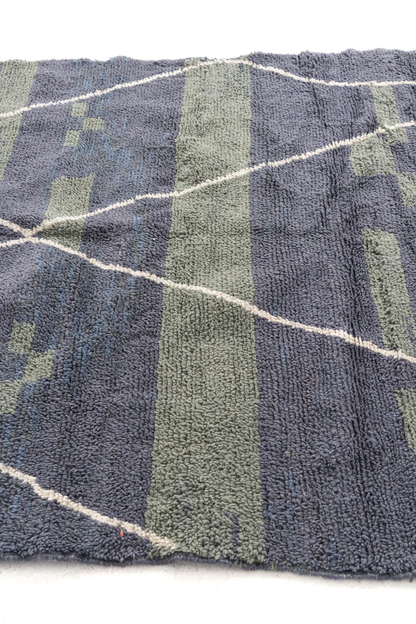 5' 4 x 8' Hand Knotted Moroccan Wool Rug