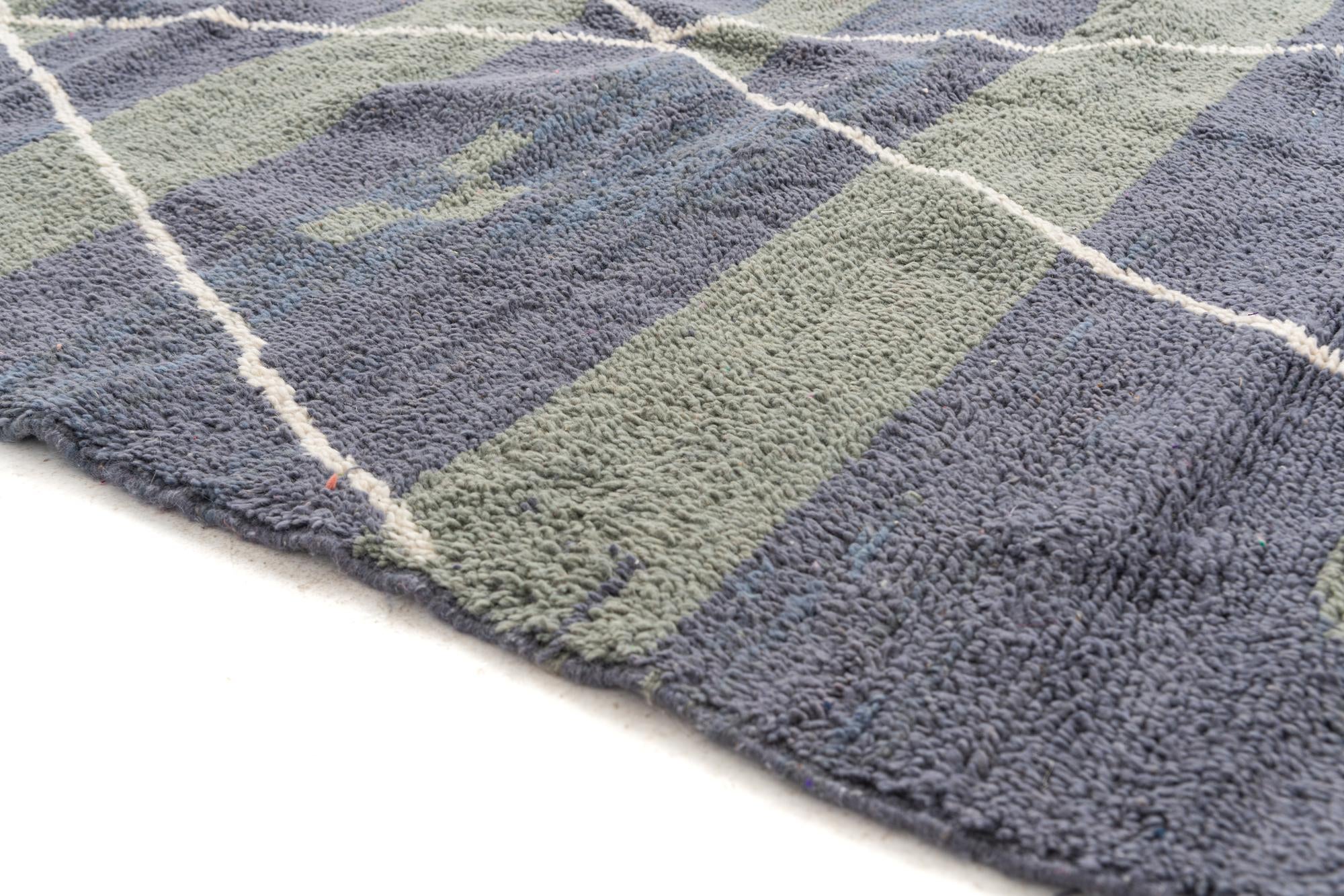 5' 4 x 8' Hand Knotted Moroccan Wool Rug