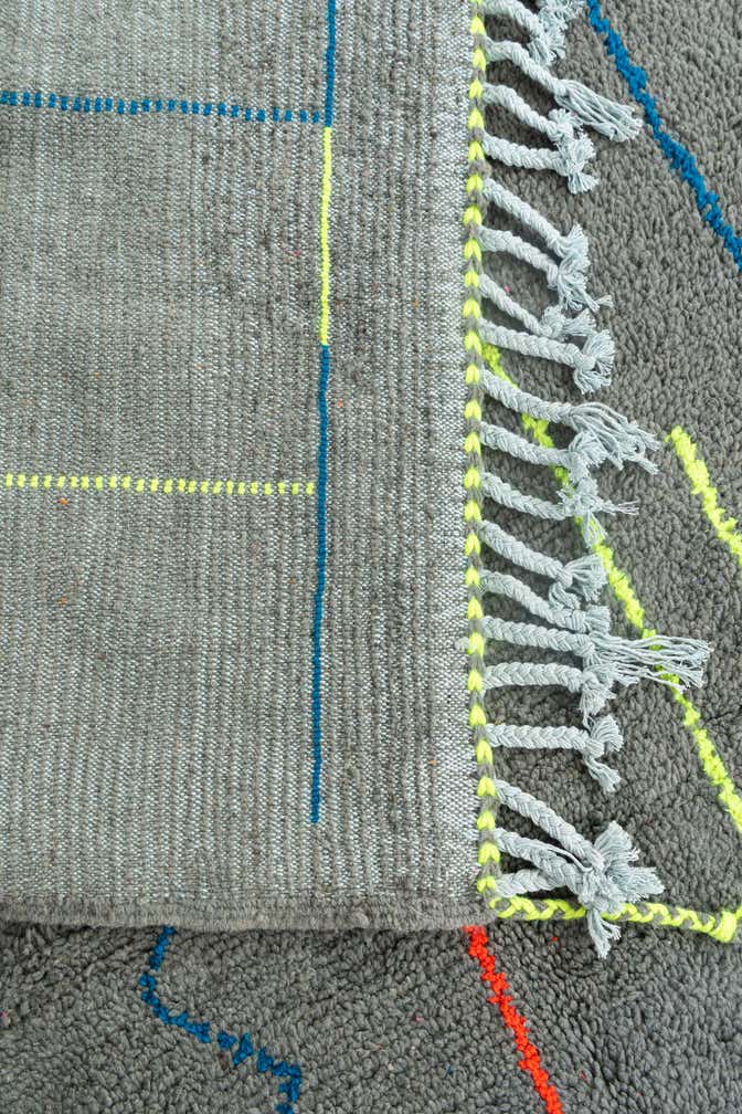 6' 9 x 9' 6 Hand Knotted Moroccan Wool Rug