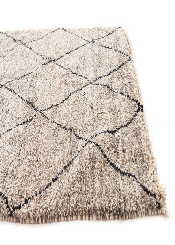 5' 5 x 8' 4 Hand Knotted Moroccan Wool Rug