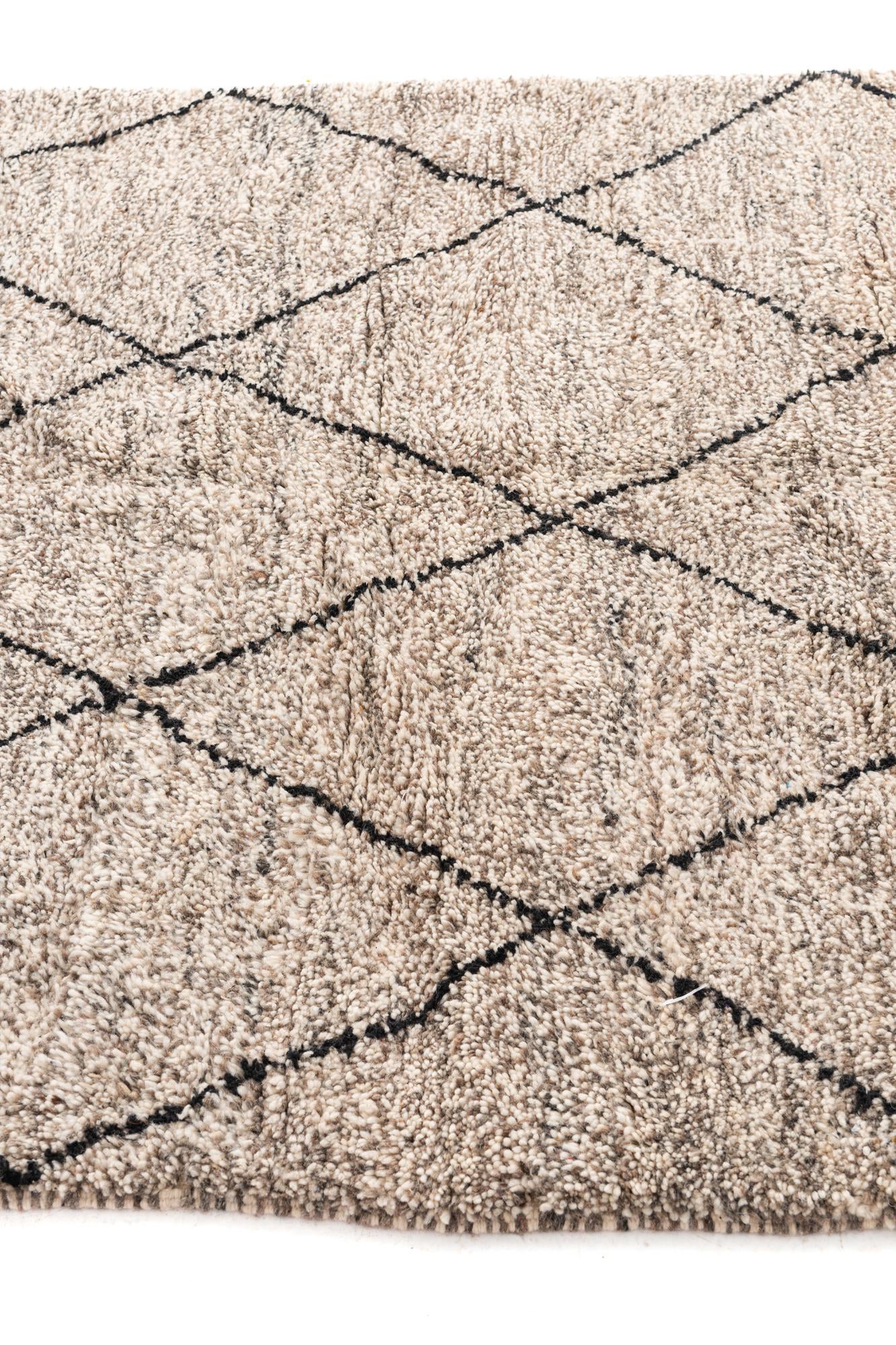 5' 5 x 8' 4 Hand Knotted Moroccan Wool Rug