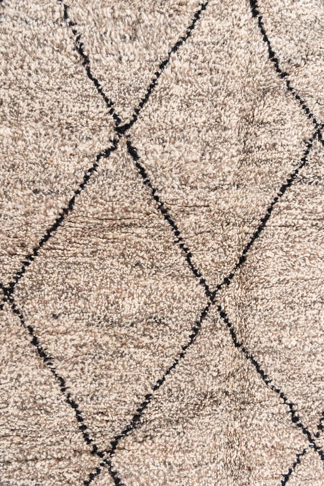5' 5 x 8' 4 Hand Knotted Moroccan Wool Rug