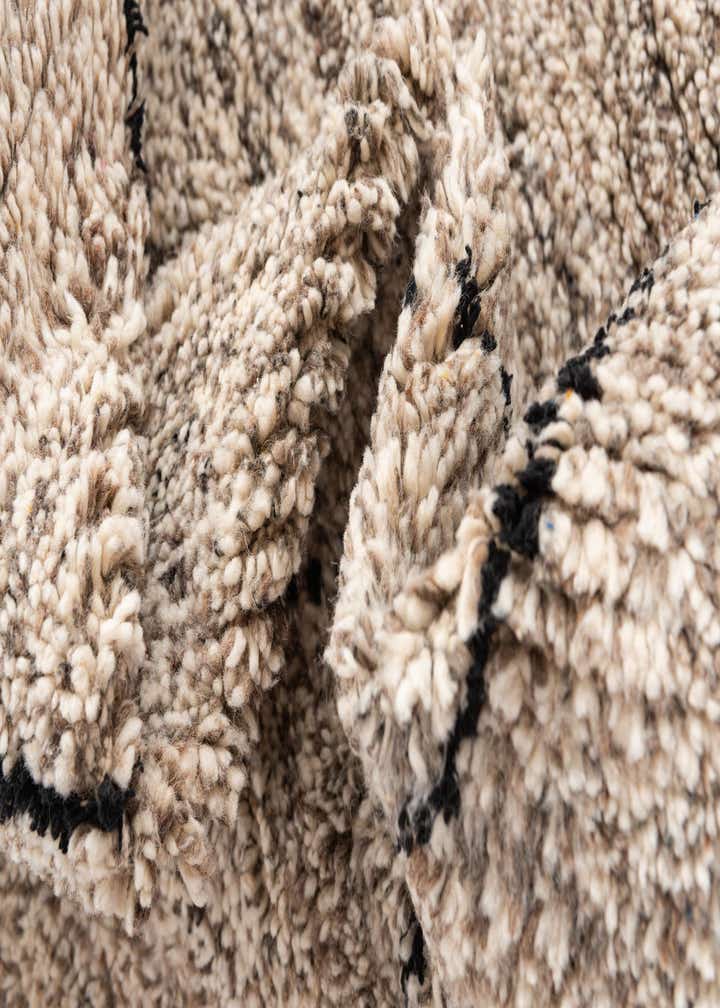 5' 5 x 8' 4 Hand Knotted Moroccan Wool Rug