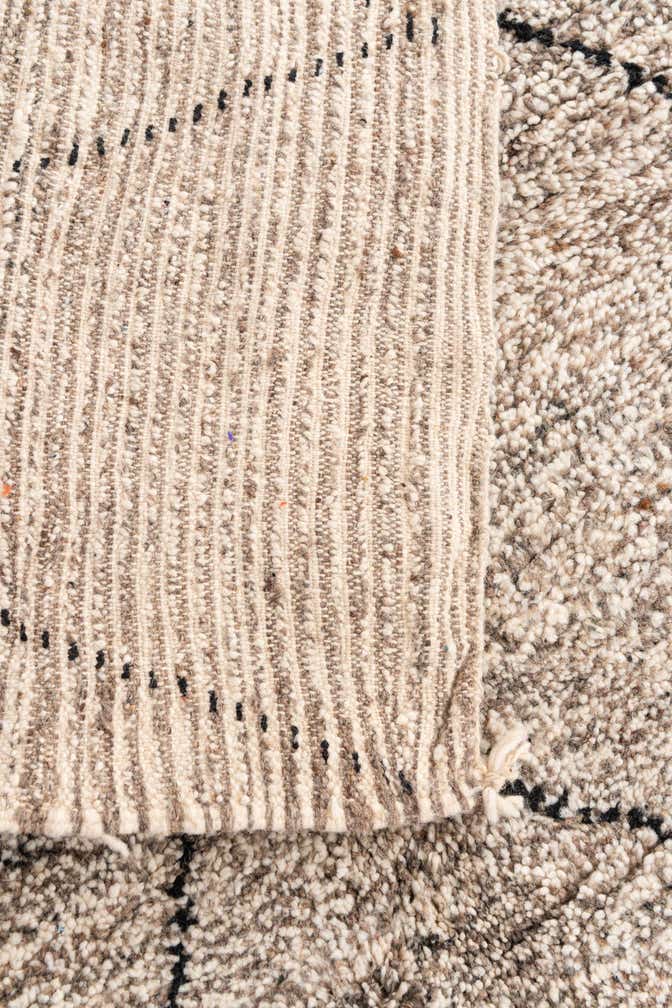 5' 5 x 8' 4 Hand Knotted Moroccan Wool Rug