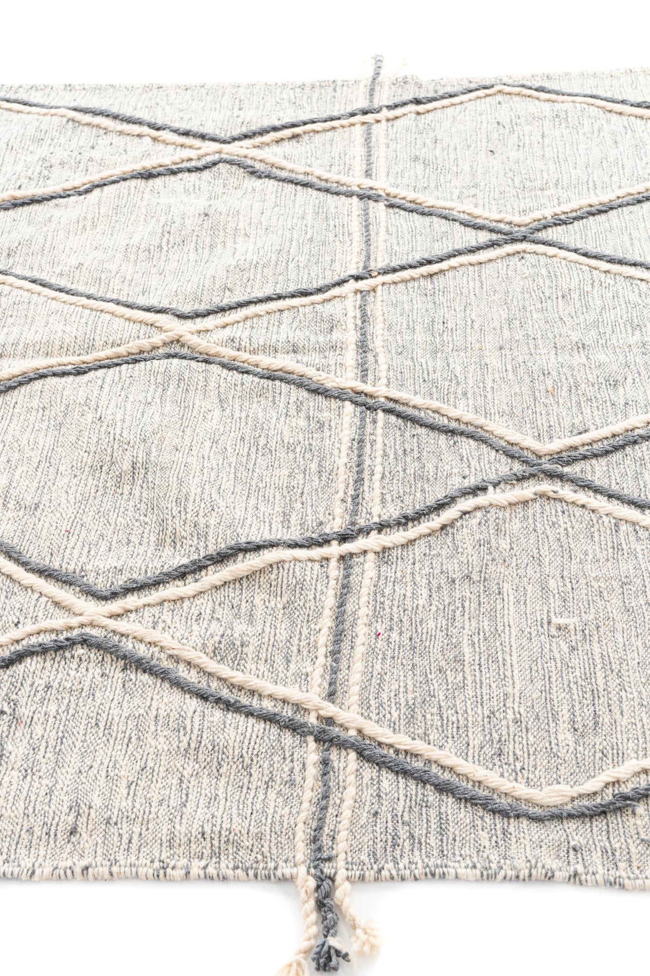 6' x 9' 8 Hand Knotted Moroccan Wool Rug
