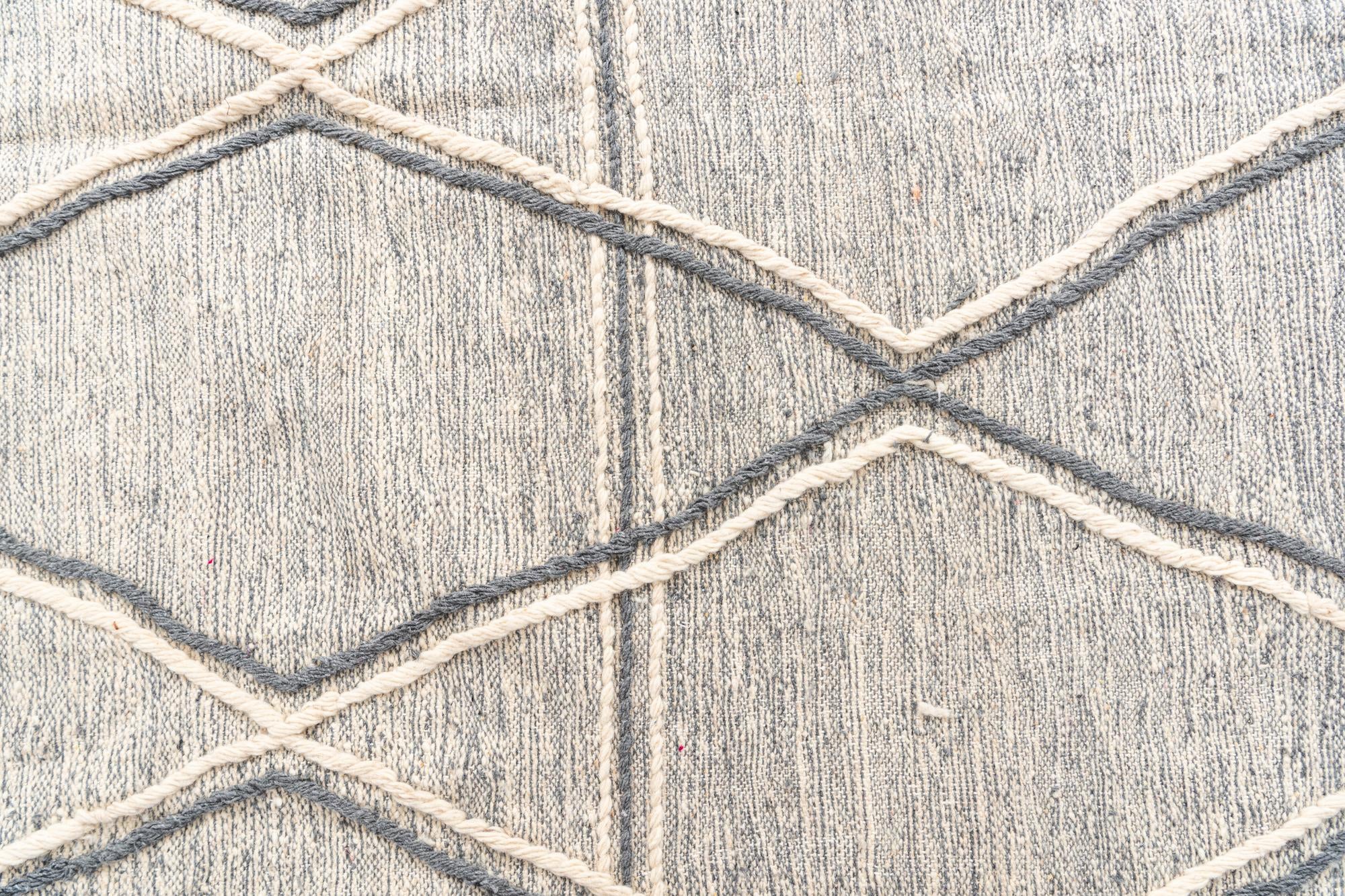 6' x 9' 8 Hand Knotted Moroccan Wool Rug