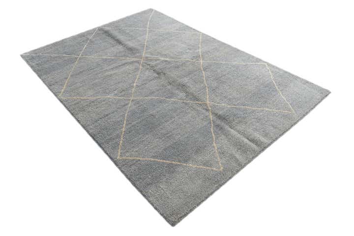 4' 7 x 6' 7 Hand Knotted Moroccan Wool Rug