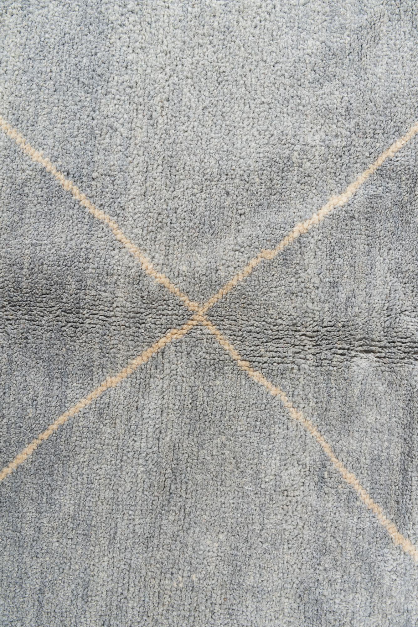 4' 7 x 6' 7 Hand Knotted Moroccan Wool Rug