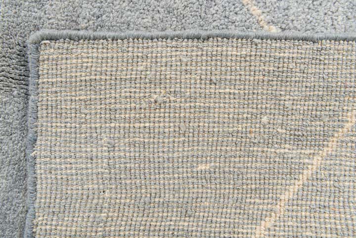 4' 7 x 6' 7 Hand Knotted Moroccan Wool Rug